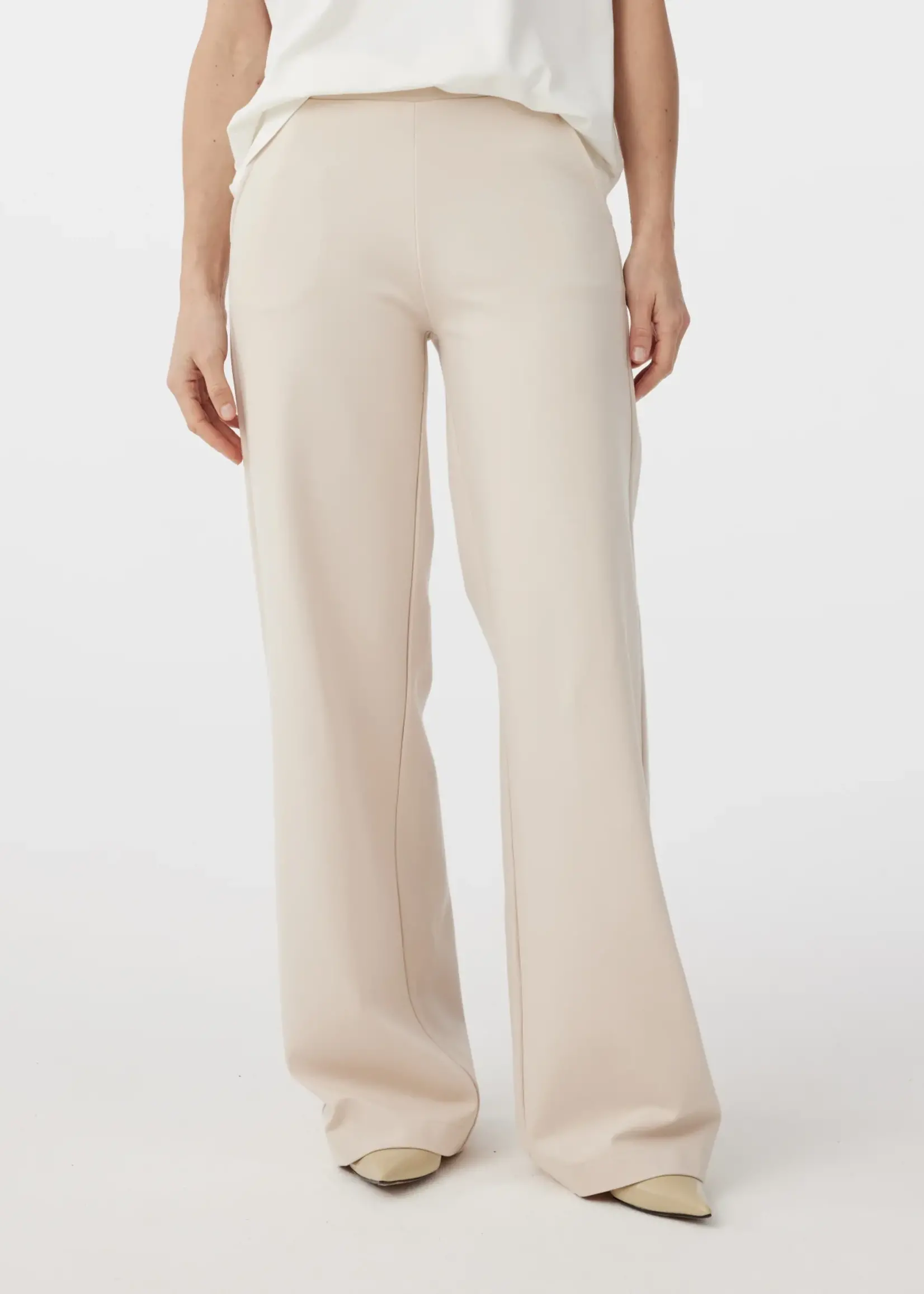 Knitted Essentials Broek Creme