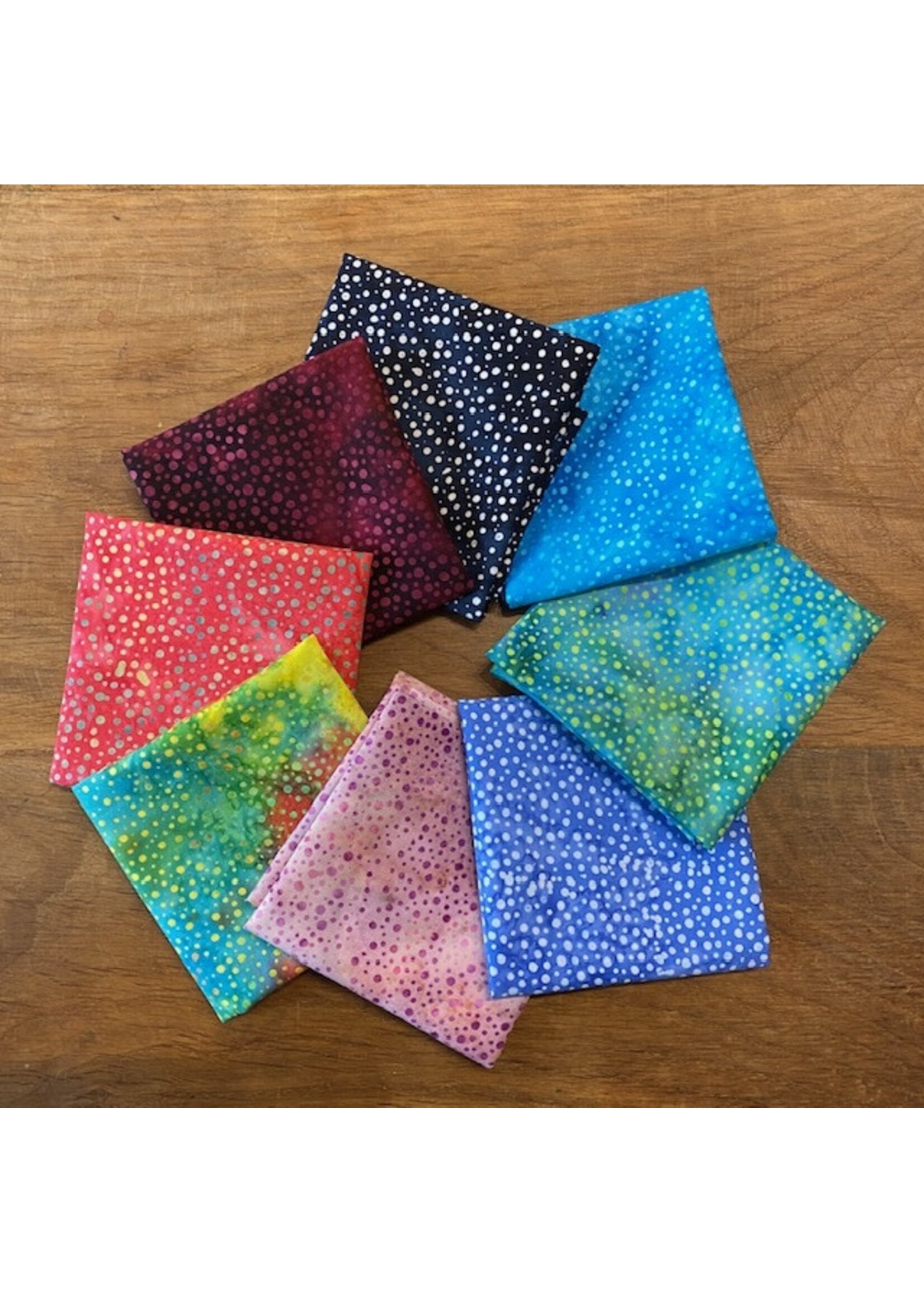 Hoffman Fabrics Stofpakket - Batik dots bright  -  8 Long Eights