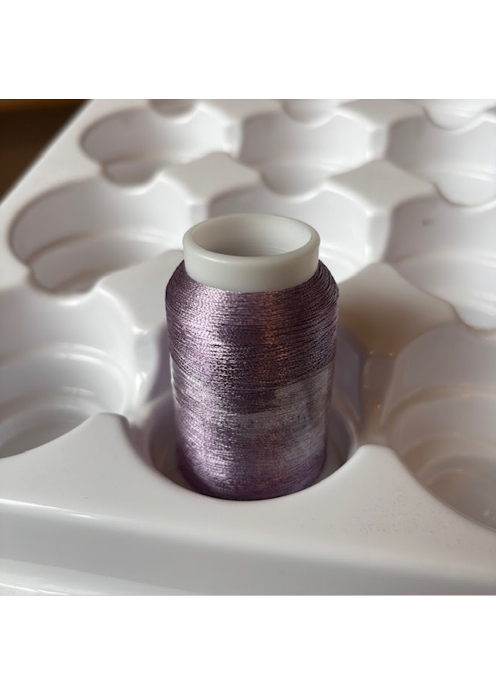 Superior Threads Metallics 1090yard Mini Cone kleur 8