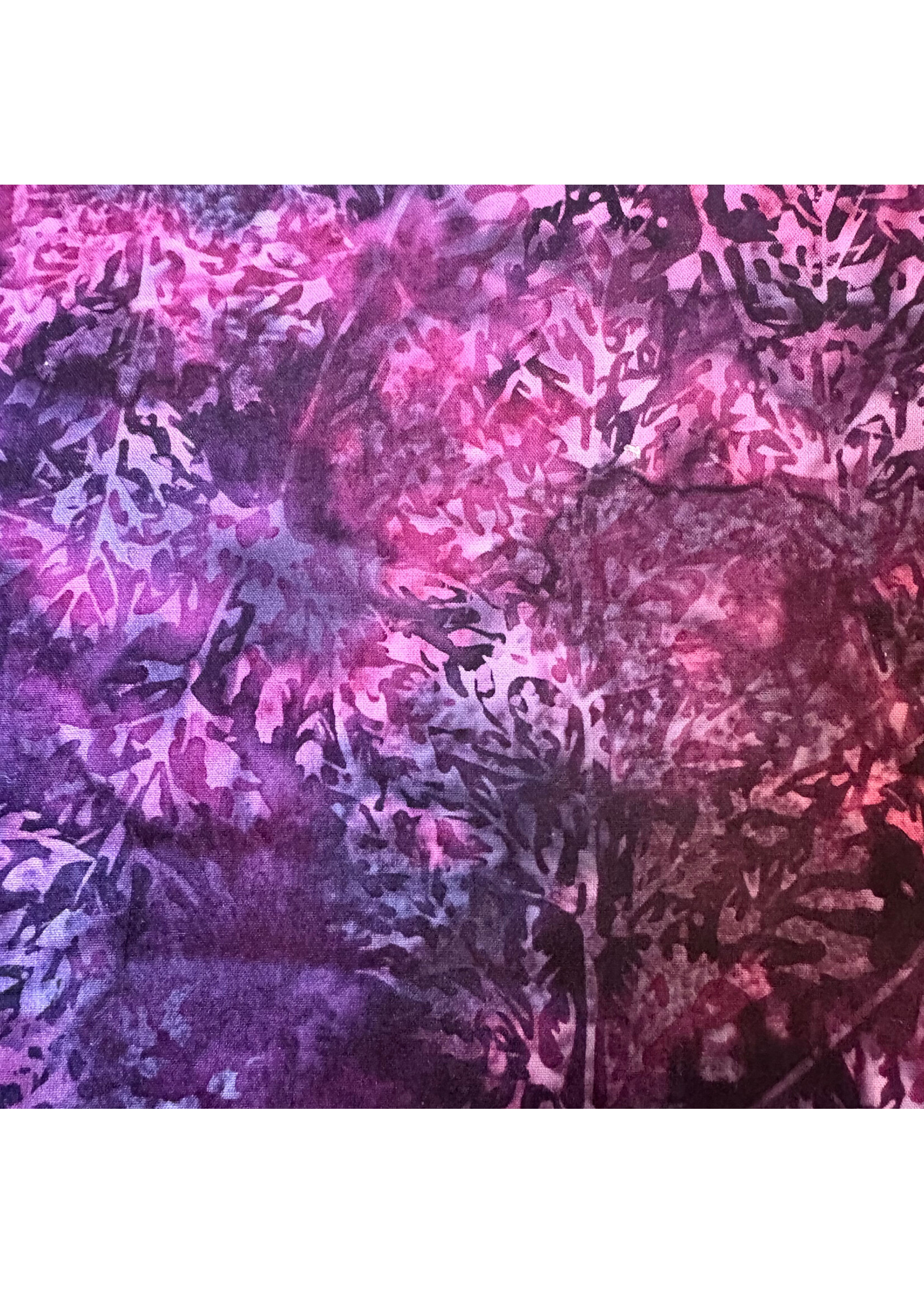 Hoffman Fabrics Bali Batik Skeleton Leaves - Boysenberry - Coupon - 55 cm x 110 cm