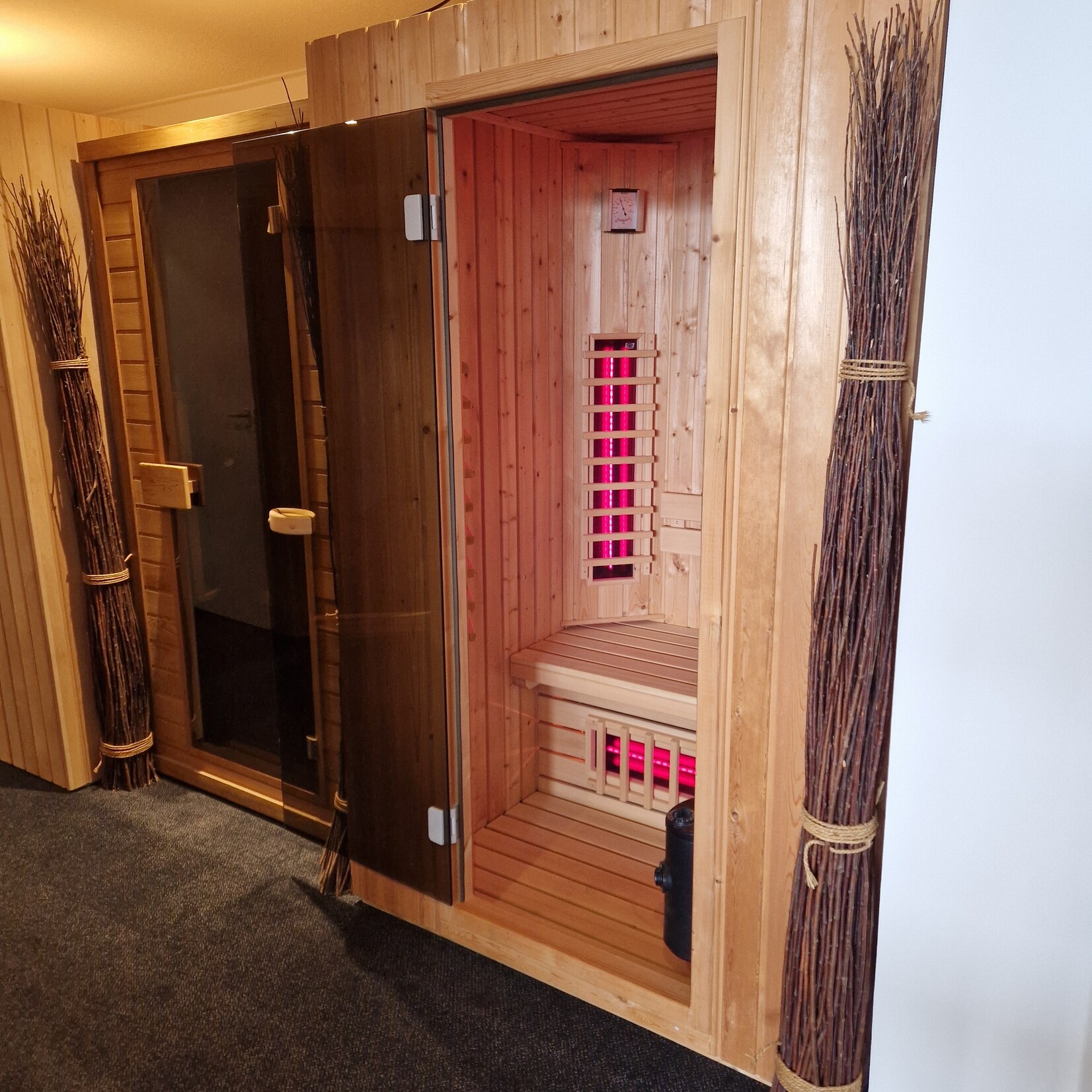 Bastu Infraroodsauna met Philips lampen. 130 x 120 "Combi"