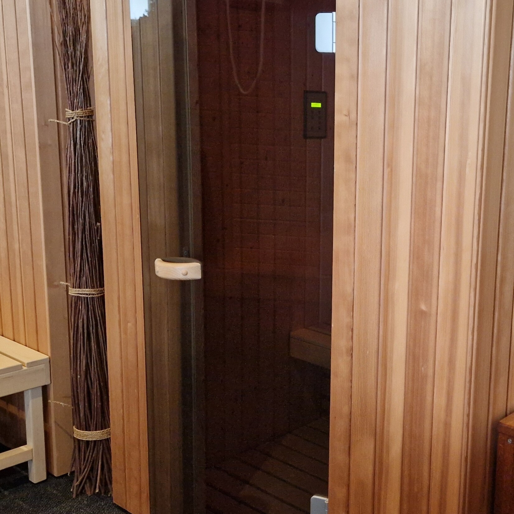 Bastu Goedkoper vindt u het niet! Saunadeur 8 mm glas