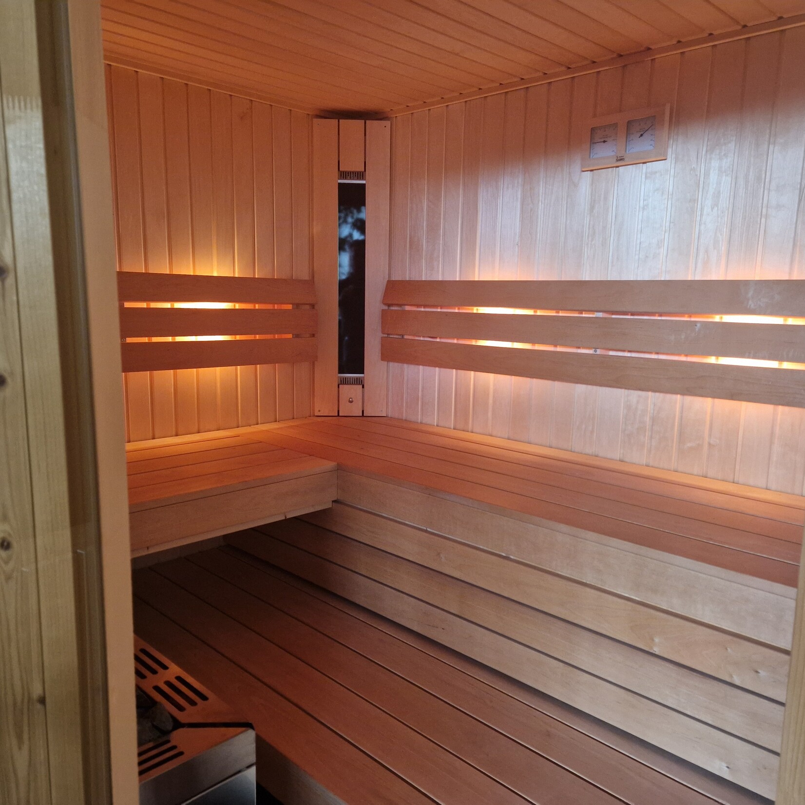 Bastu Finse sauna SHOWMODEL met infrarood
