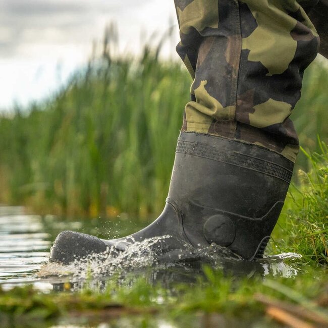 Avid Carp Distortion Camo Chest Waders - Wathose