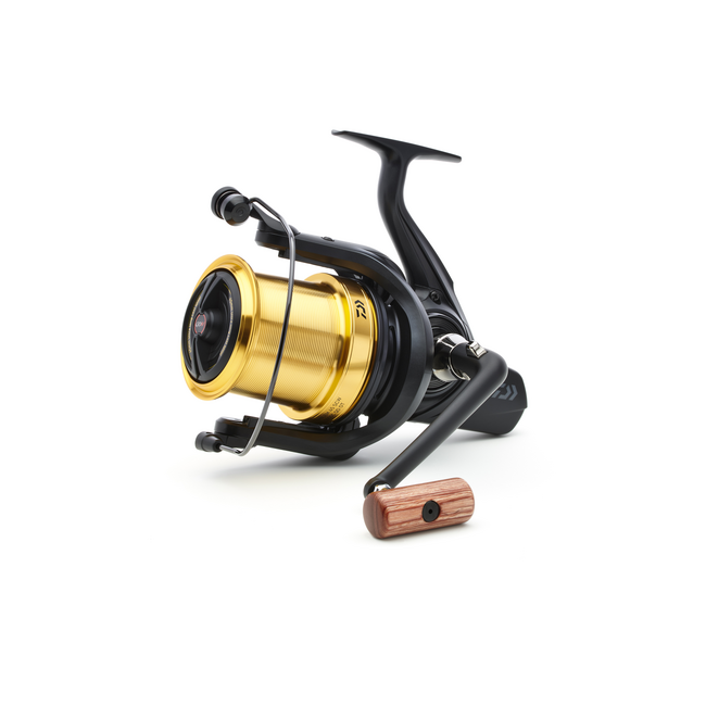 Daiwa 23 EMBLEM 45 SCW QD-OT - Karpermolen
