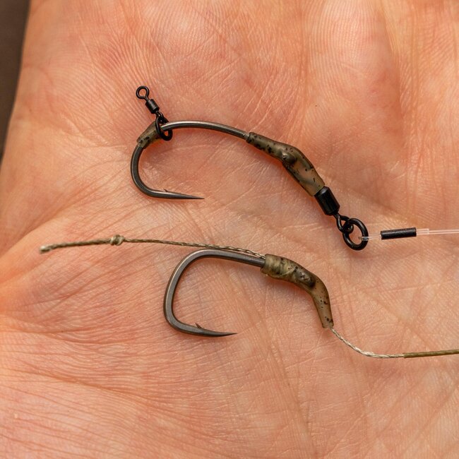 Avid Carp Outline FleckTone – Kickers