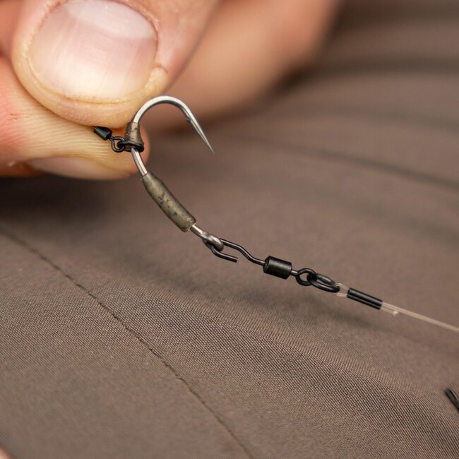 Avid Carp Outline - Ronnie Swivel