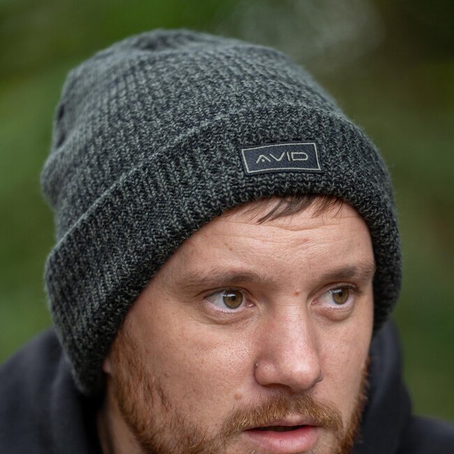Avid Carp Marl Knit Beanie – Grün