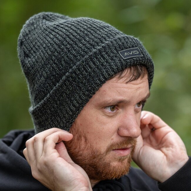 Avid Carp Marl Knit Beanie – Grün