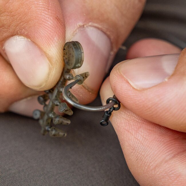 Avid Carp Outline FleckTone – Super Grip Hook beads