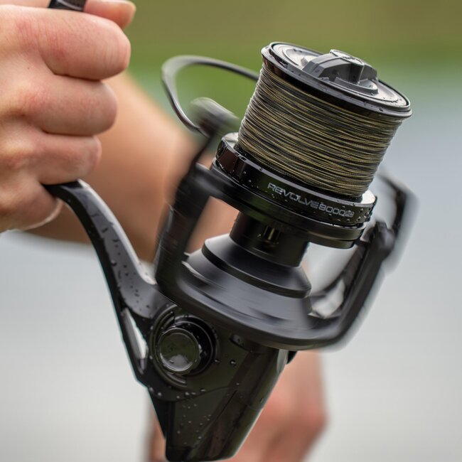 Avid Carp Revolve – 8000FD – karpfenrollen