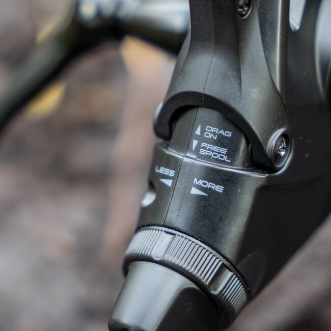 Avid Carp Revolve – 12000FS – Freilauf-Karpfenrolle