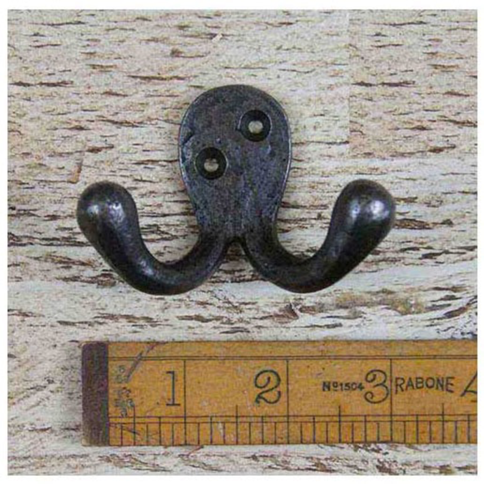 IRON RANGE Robe Hook Double Riven Cast Ant Iron 50 x 75mm