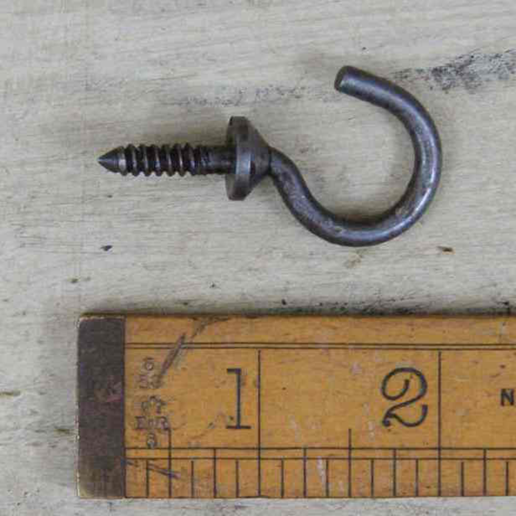 IRON RANGE Traditional Cup screw in single Hook Antique Iron