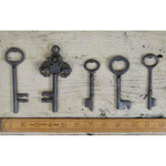 IRON RANGE Keys Cast Antique Iron (set of 5)