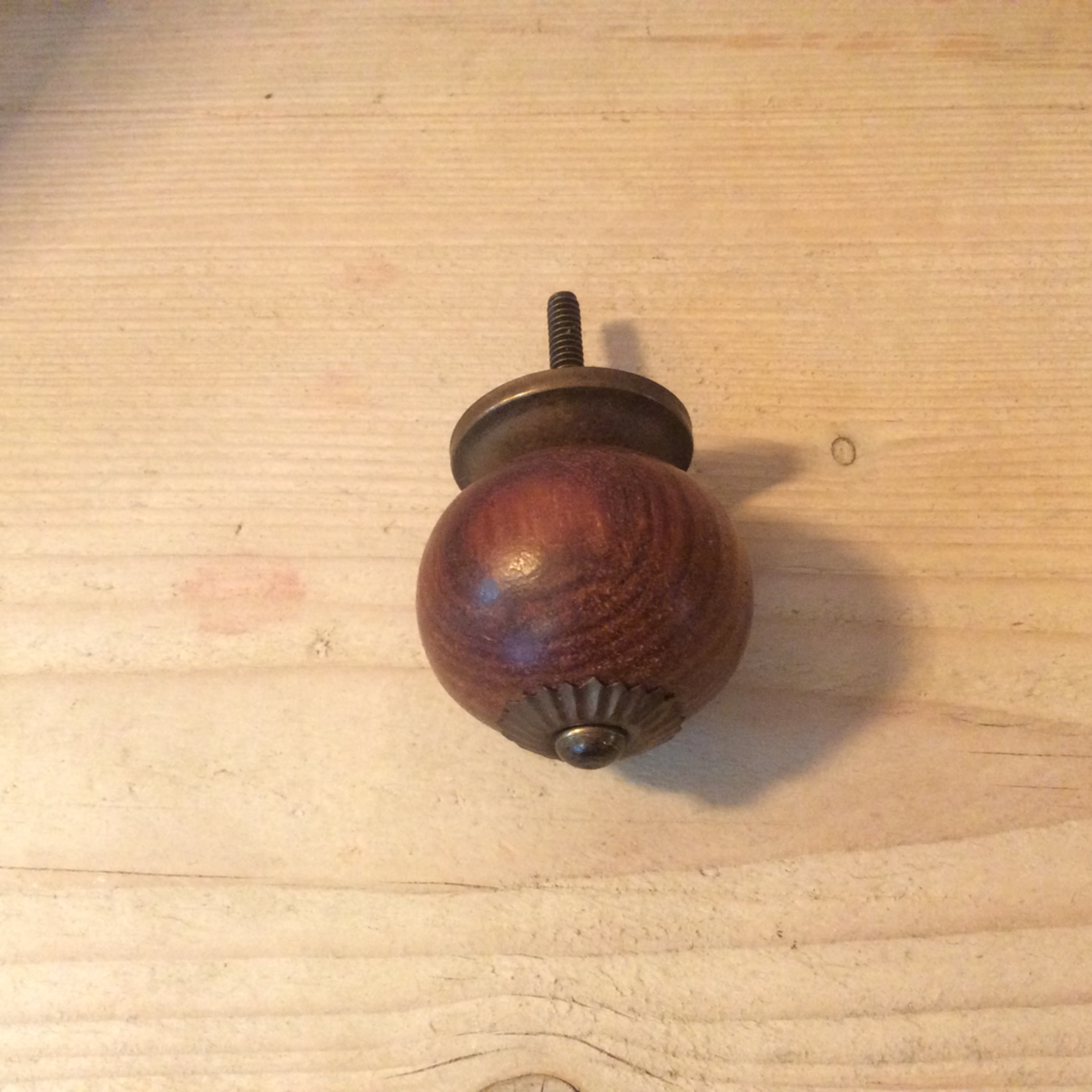 BoDuck Somerset Rosewood Door Knob