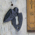 IRON RANGE Escutcheon Spearhead Antique Iron with cover 2" / 50mm
