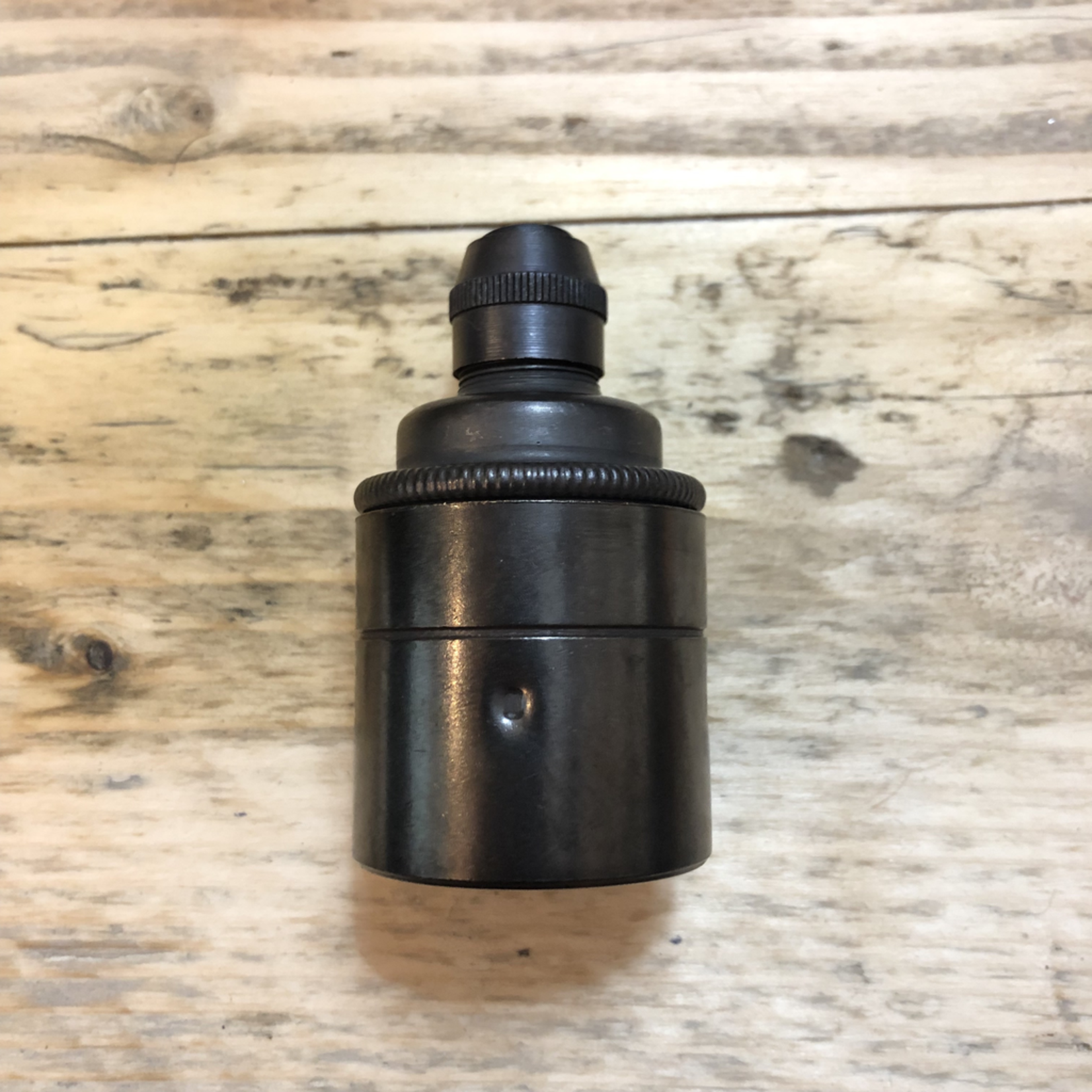 SL British Made Lampholder and Cord Grip E27 Earthed