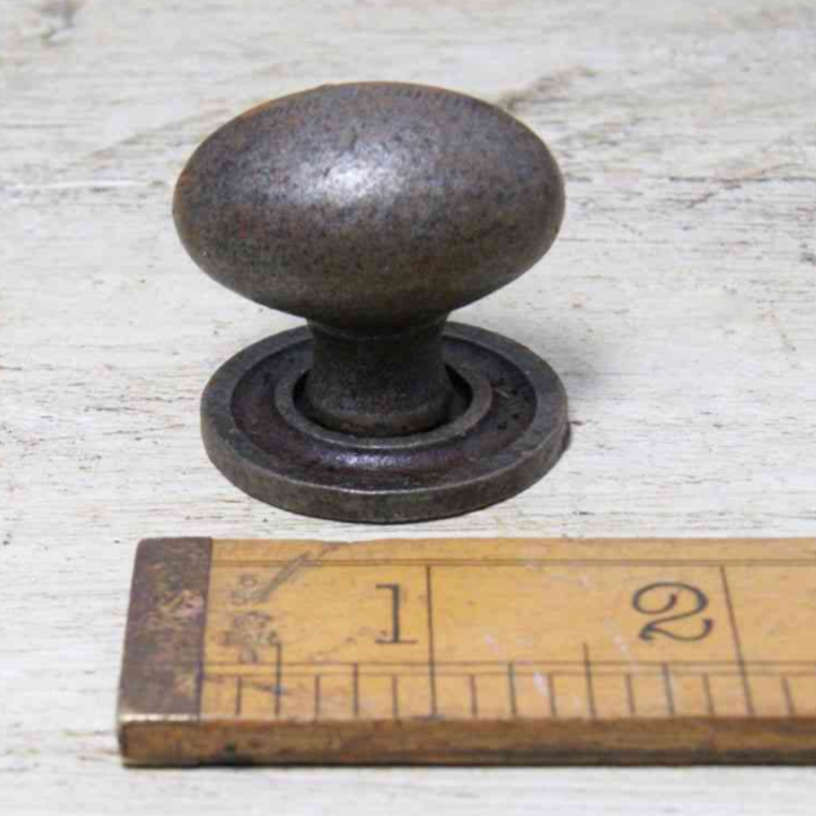 IRON RANGE Knob Oval Knob and Back Plate Cast Ant Iron 1.5"