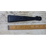 IRON RANGE Cranked Strap Hinge Penny End Antique Black 7.5"