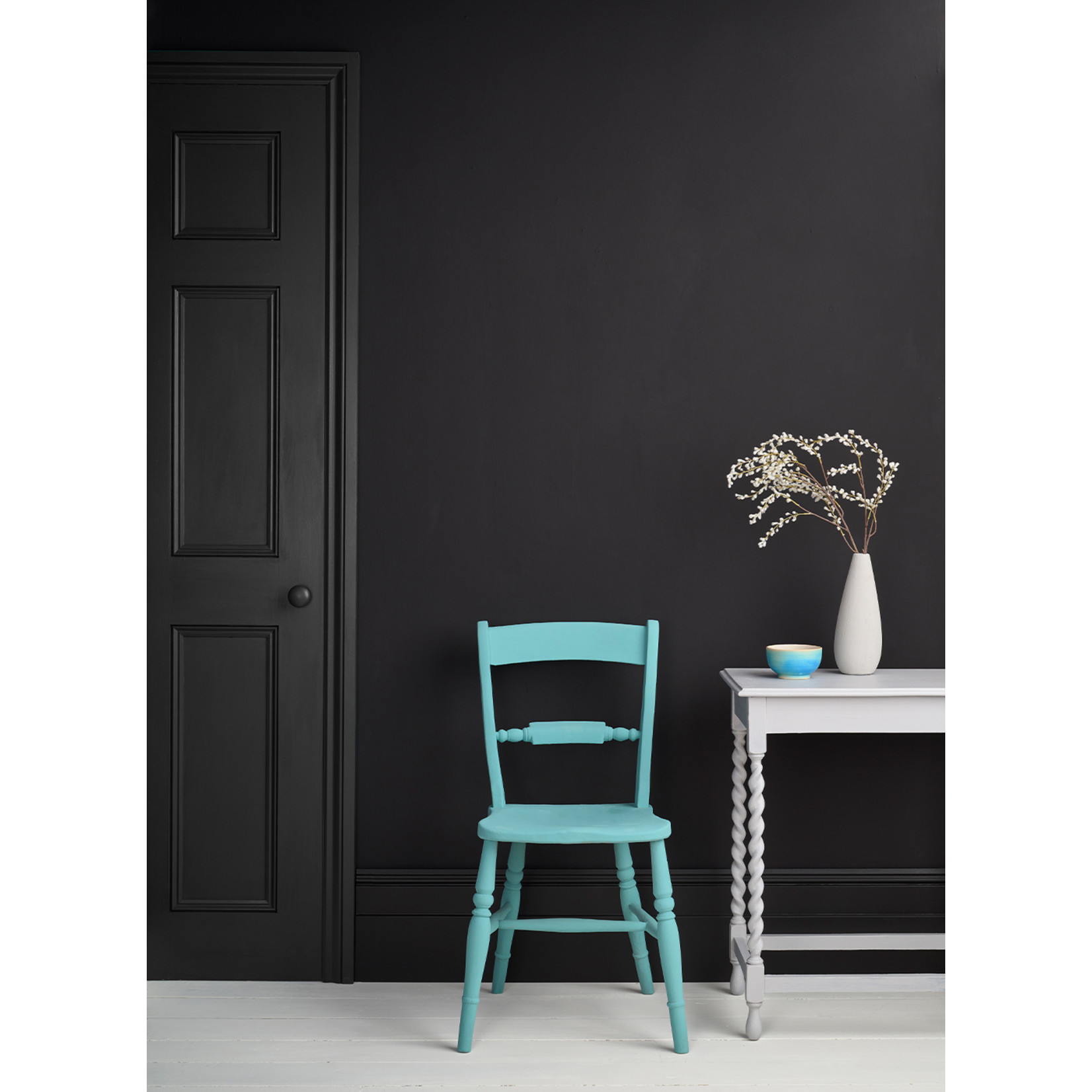 Annie Sloan Annie Sloan Athenian Black Satin Paint 750ml