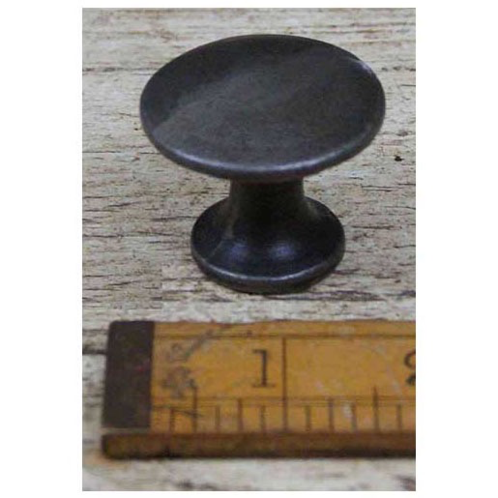 IRON RANGE Knob Curved Top with Seam Cast Antique Iron 35mm
