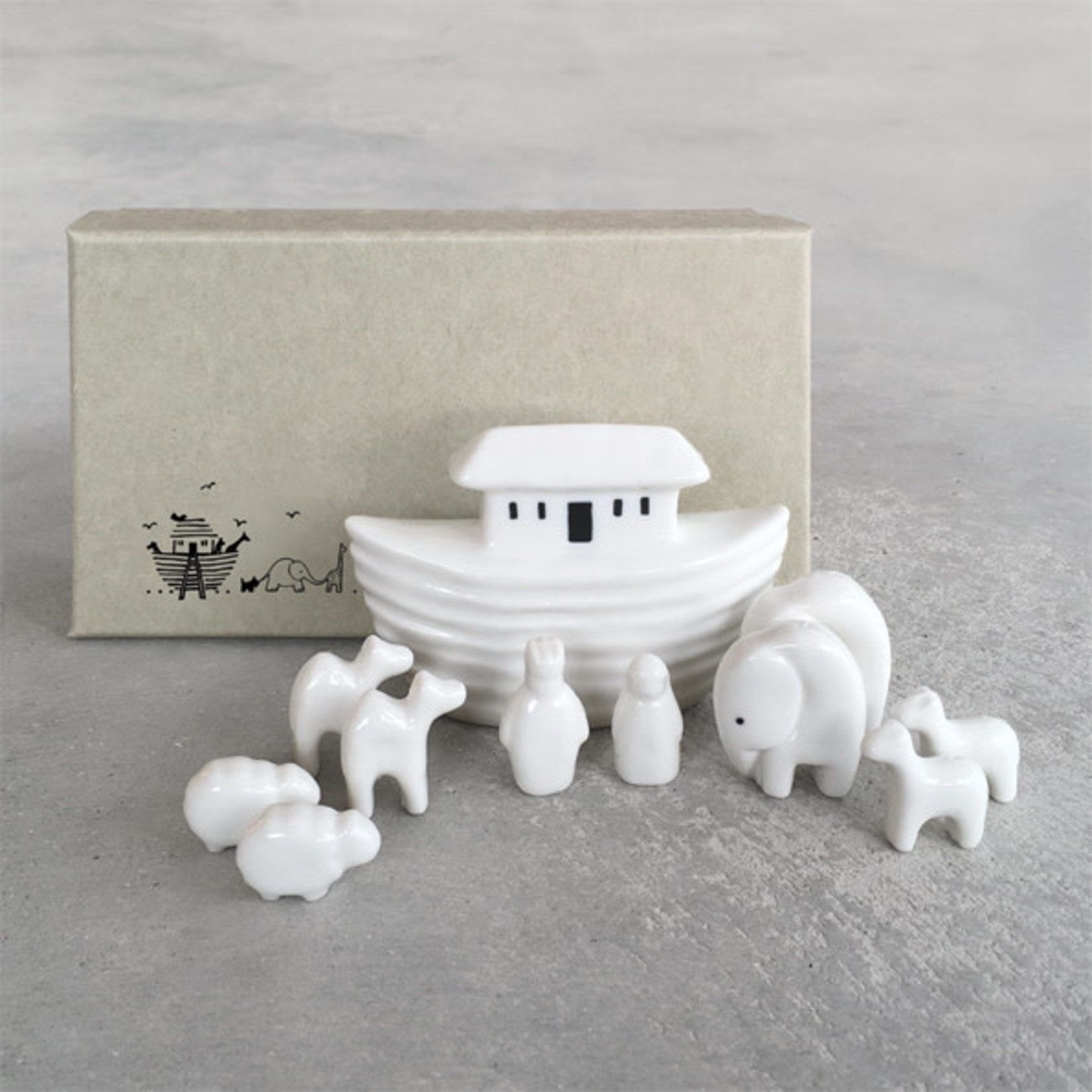 East of India Porcelain Noah’s ark set