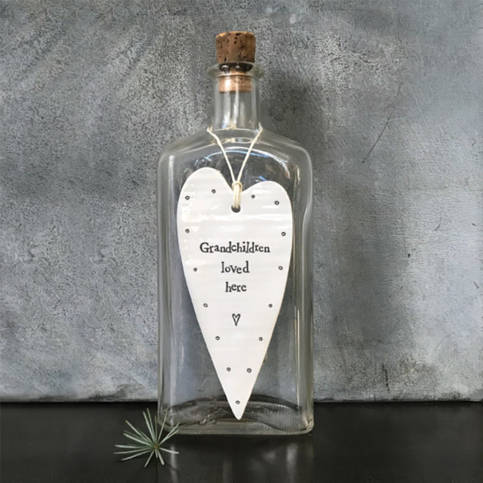 East of India Porcelain Hanging Wobbly Heart-Grandchildren Loved Here