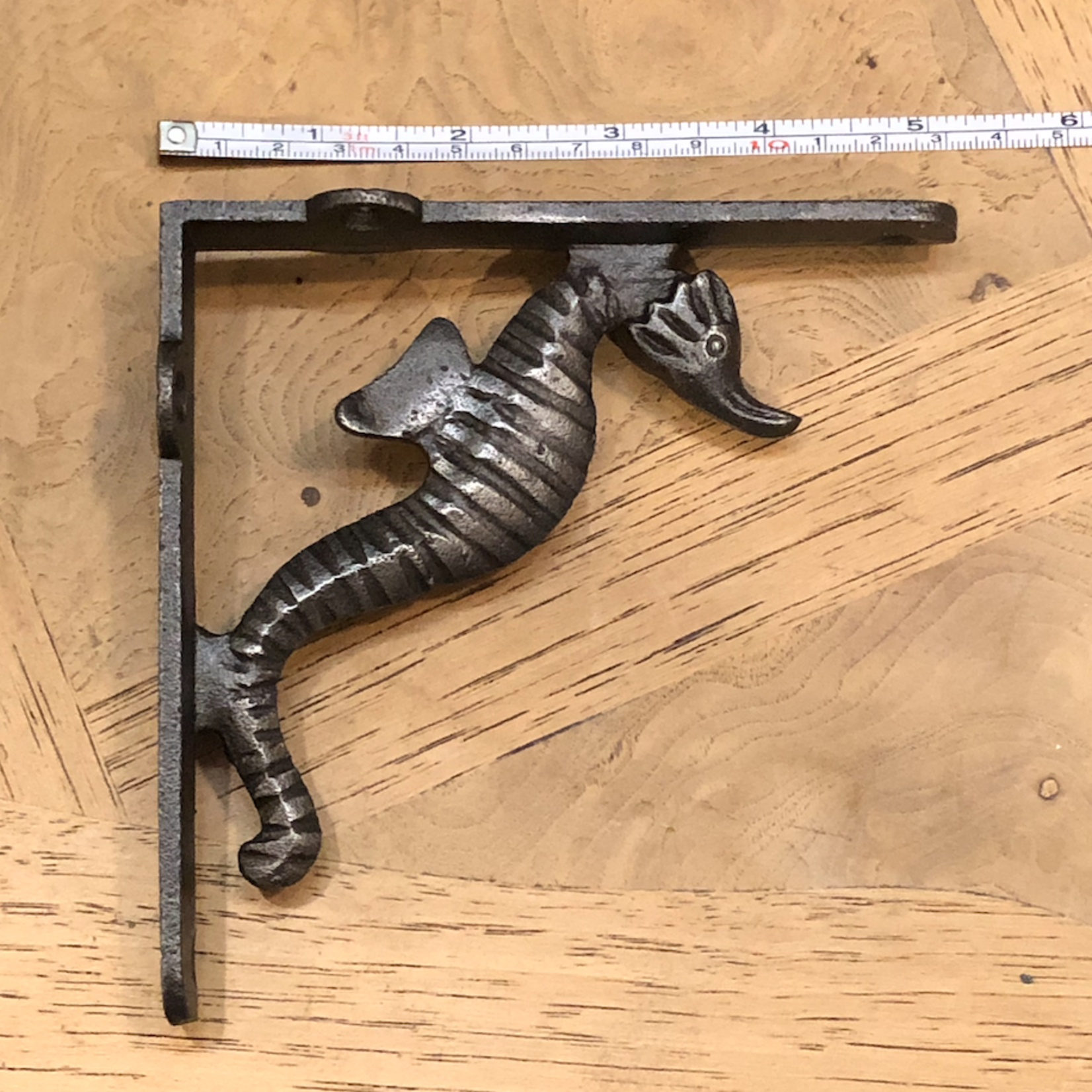 IRON RANGE Shelf Bracket Seahorse Ant Iron 5x5"