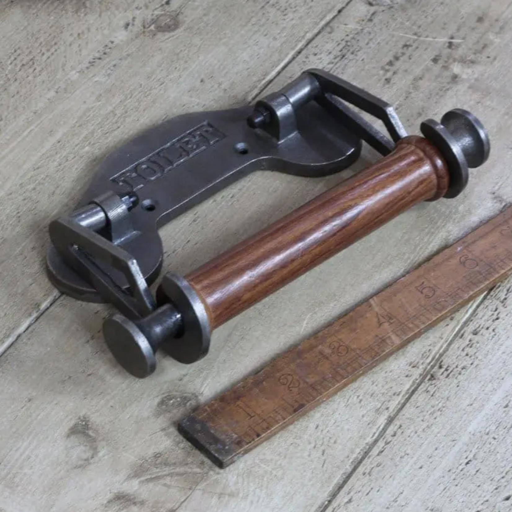 IRON RANGE Toilet Roll Holder ALBERT - Toilet Drop-In Arms Antique Iron