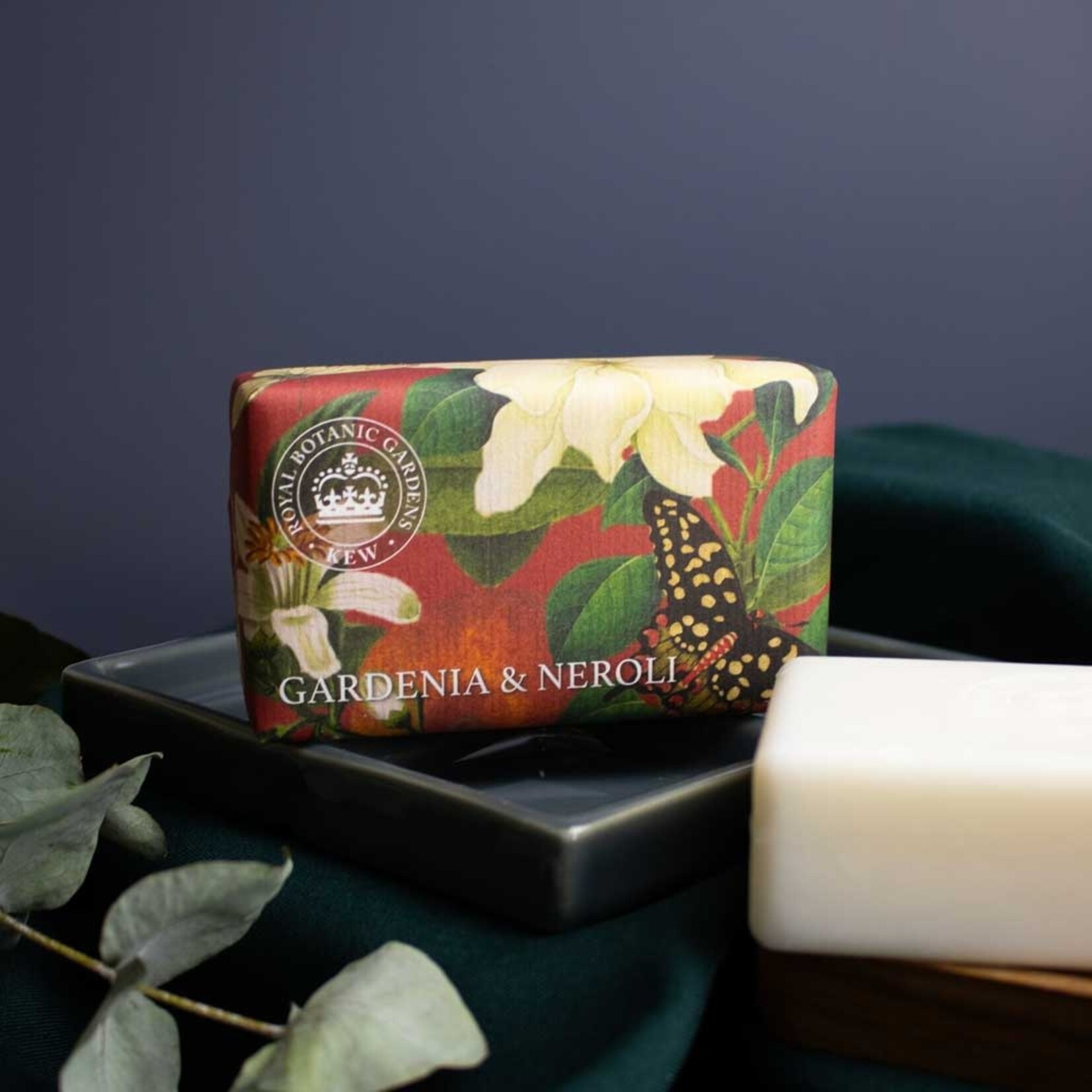 English Soap Company Kew Gardens Gardenia and Neroli Soap