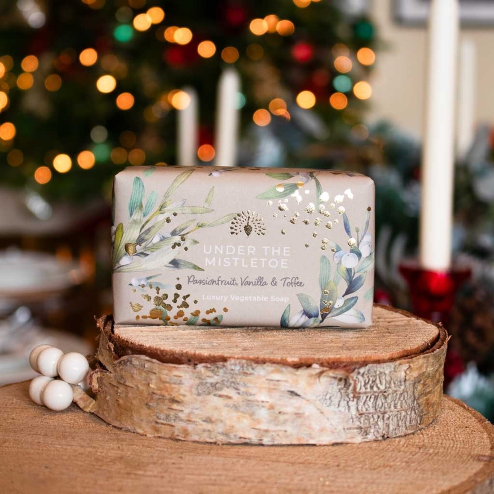 English Soap Company Christmas Tidings Under the Mistletoe Soap