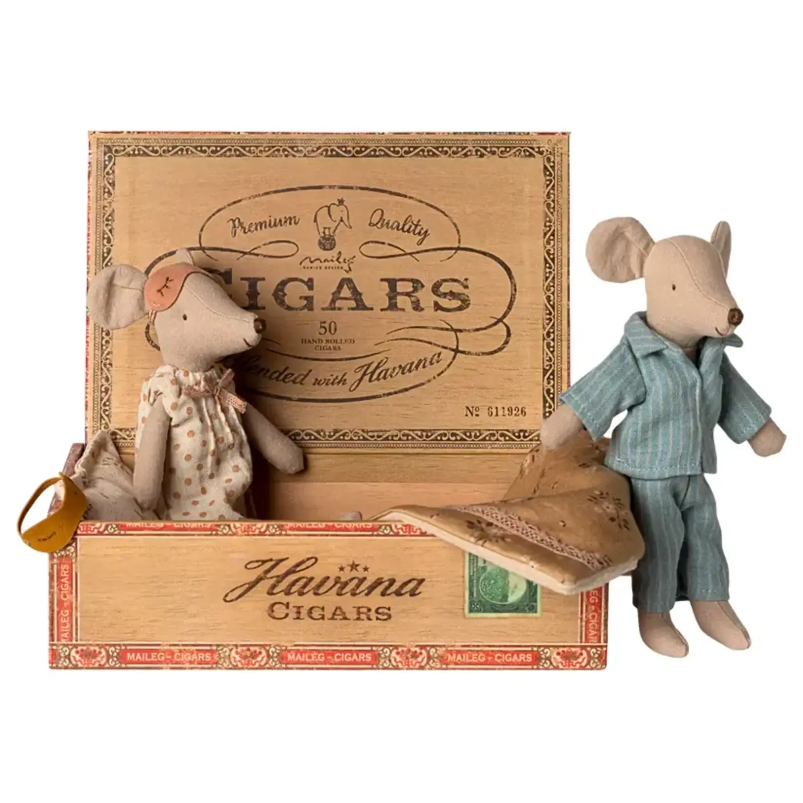 Maileg Maileg Mum and Dad mice in cigarbox