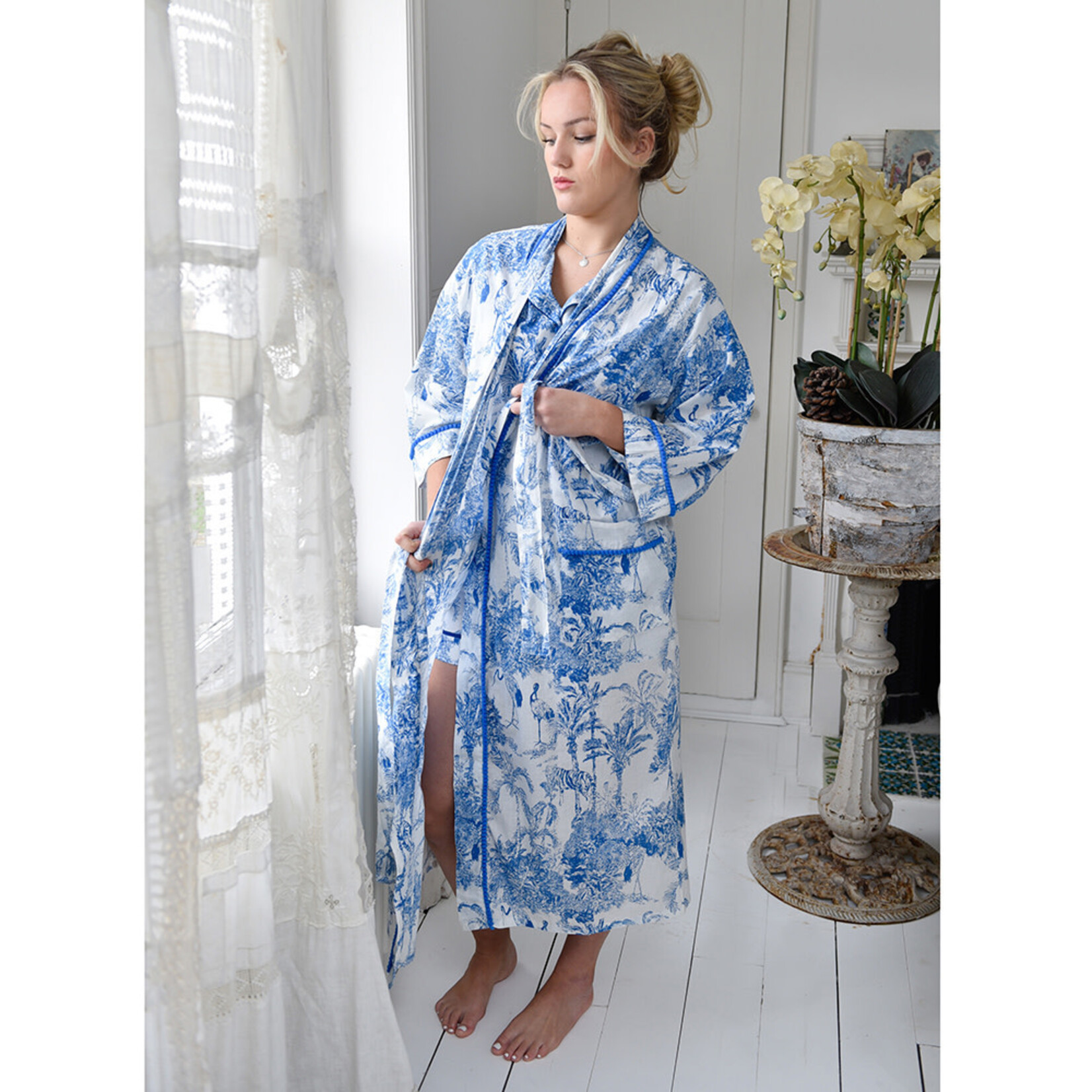 Powell Craft Blue and White Safari Toile De Jouy Print Dressing Gown