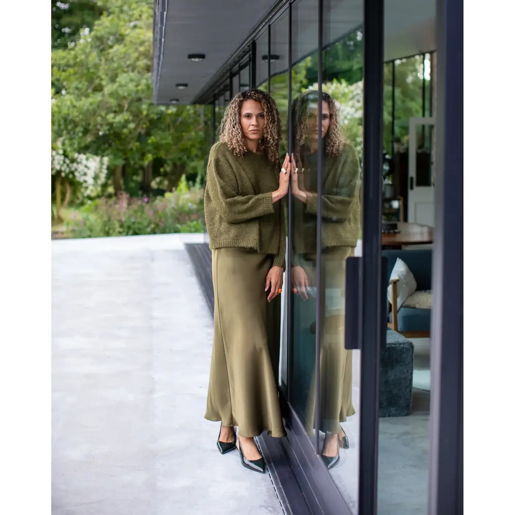 Chalk Phoebe Jumper Moss