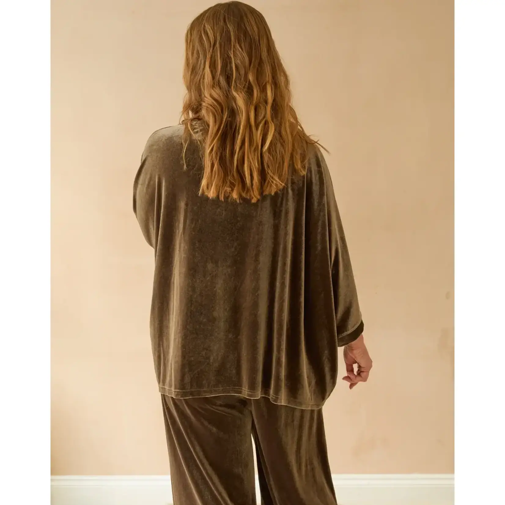 Chalk Erin Top Velvet Truffle