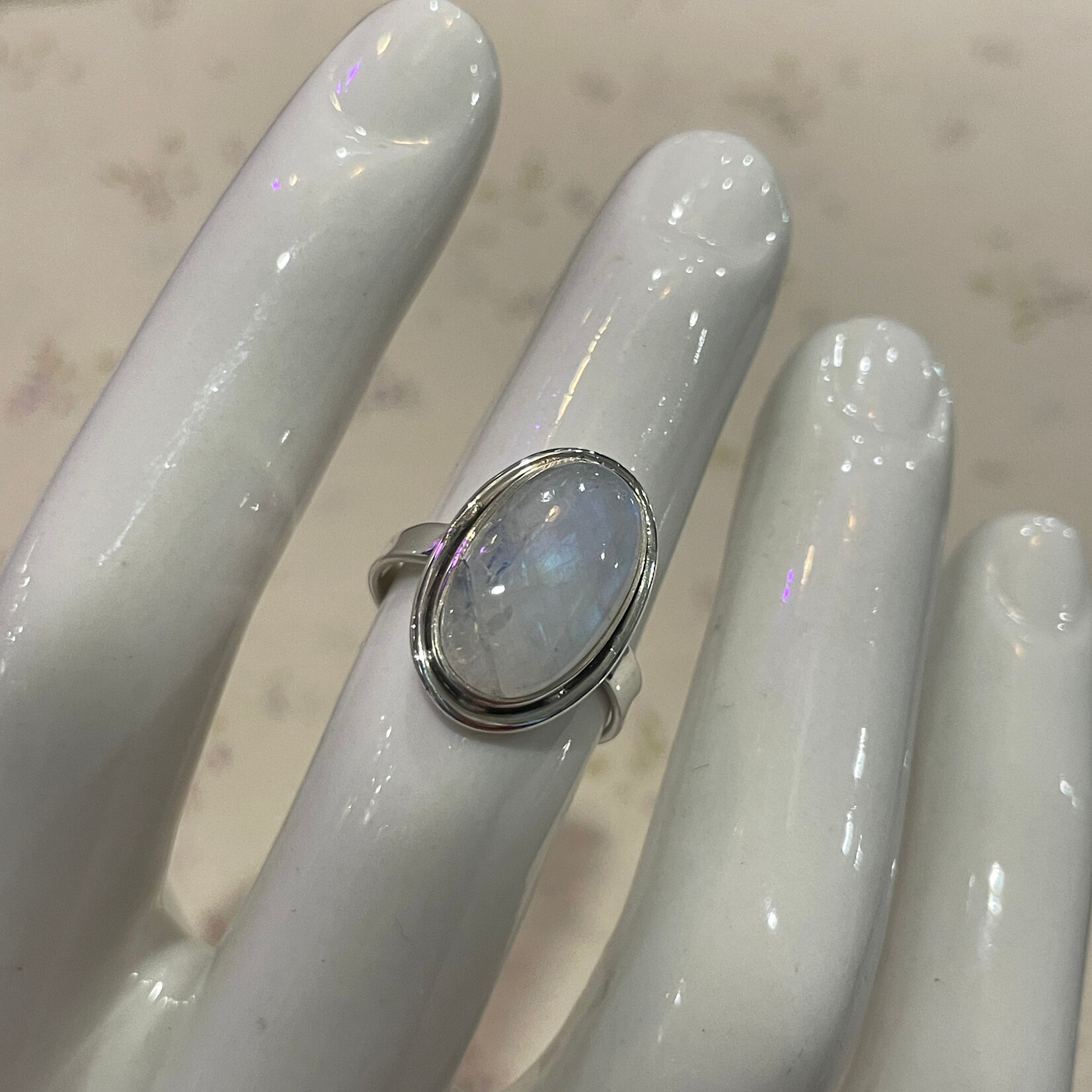 Size 8 Moonstone Oval Sterling Silver Ring