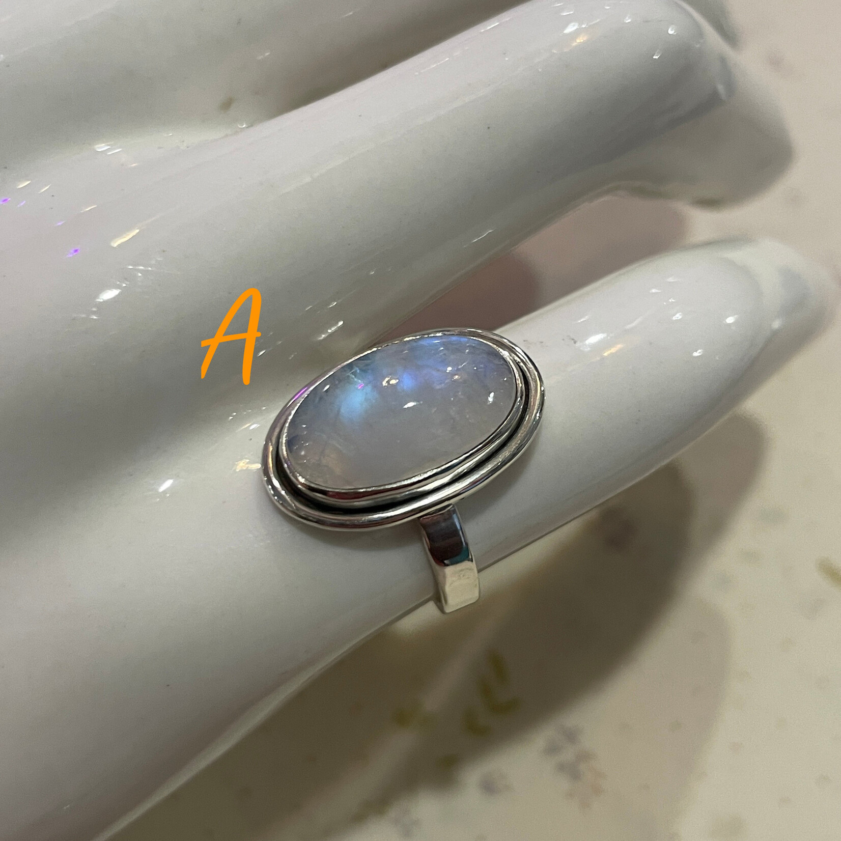 Size 7.5 Moonstone Oval Sterling Silver Ring