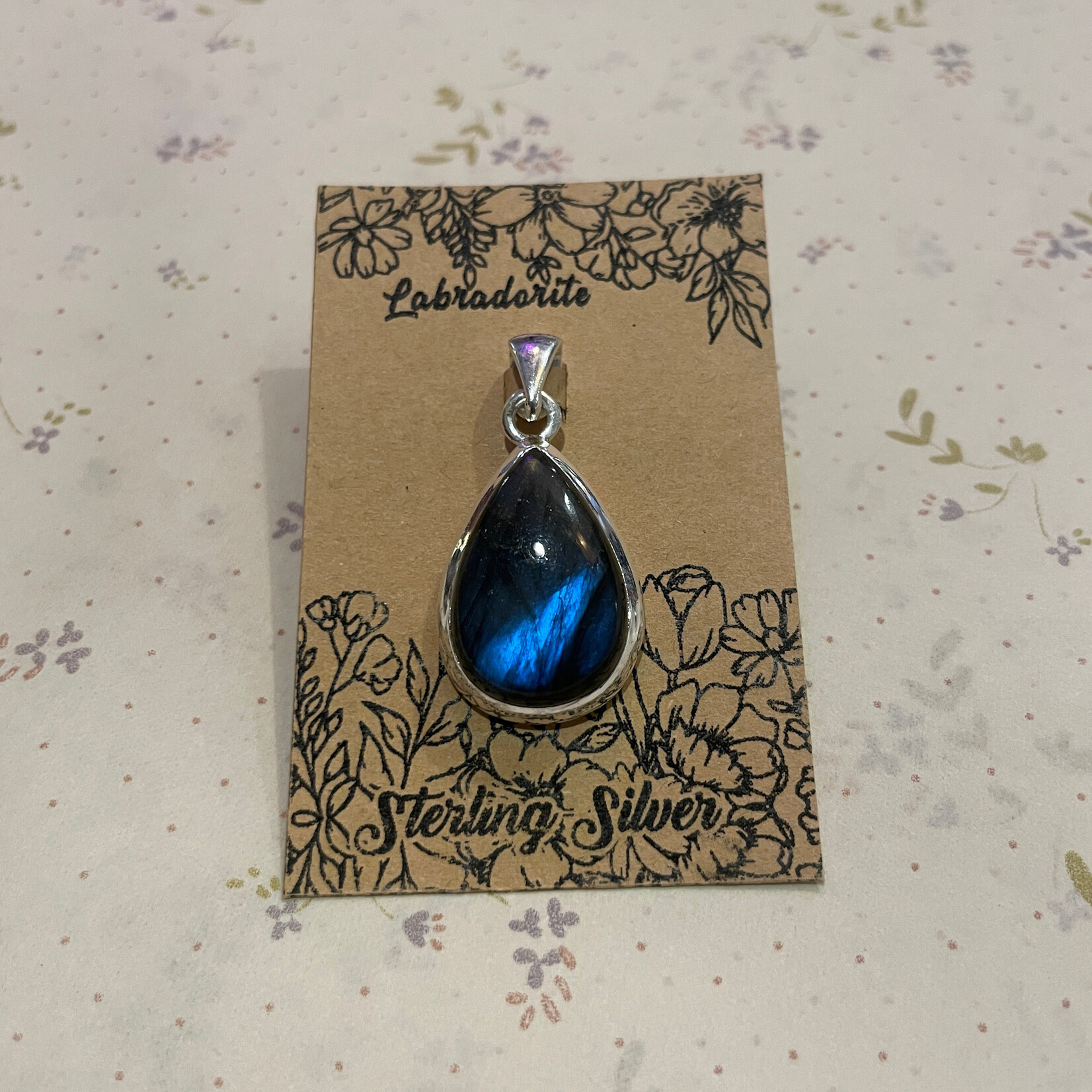 Labradorite Teardrop Serling Silver Pendant 25mm