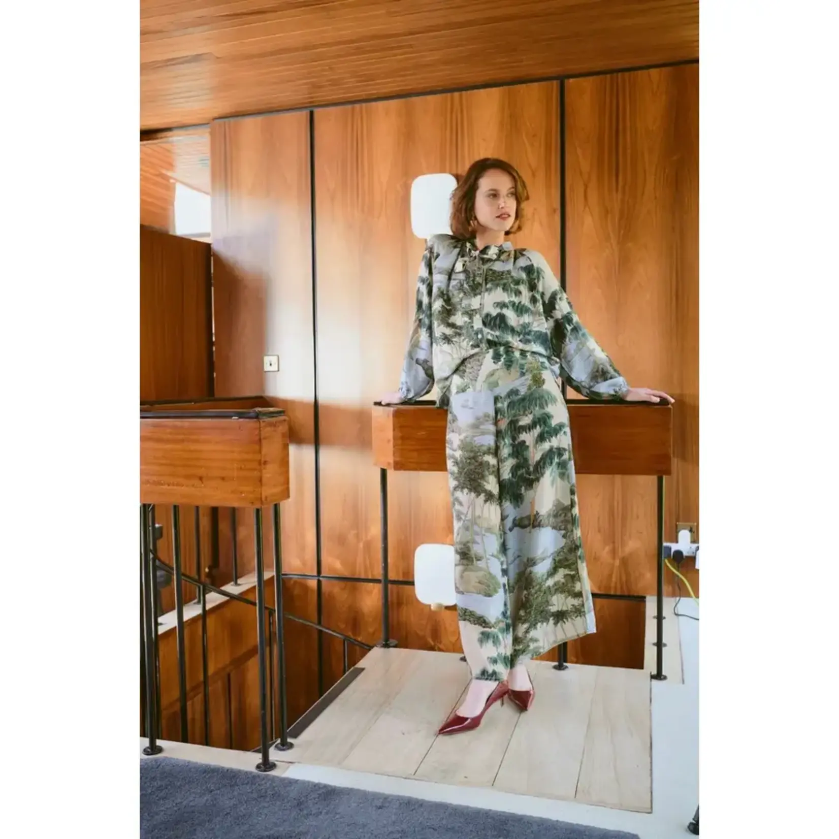 ONE HUNDRED STARS Rivers and Trees Natural Crepe Palazzo Pants