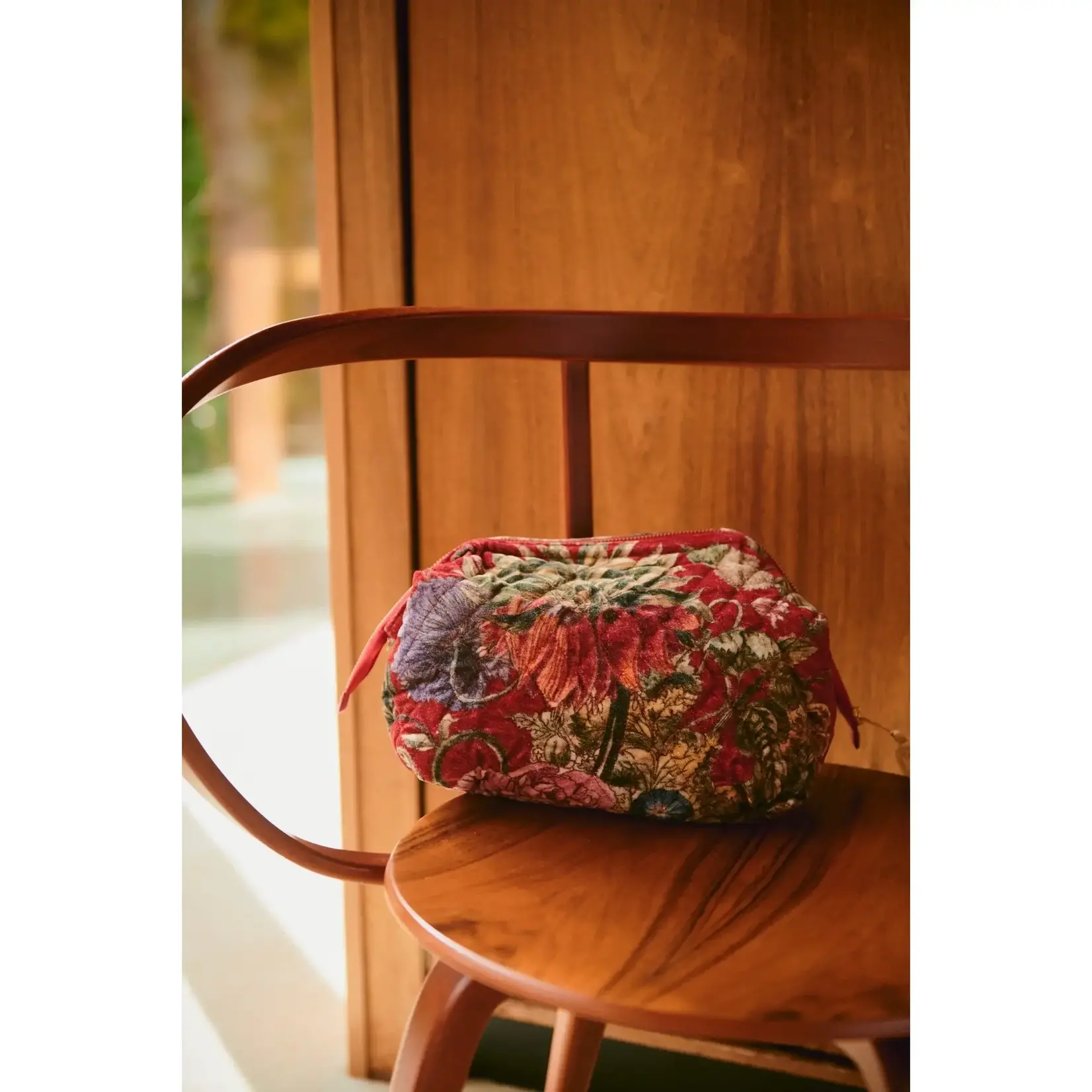 ONE HUNDRED STARS Primula Berry Velvet Pouch