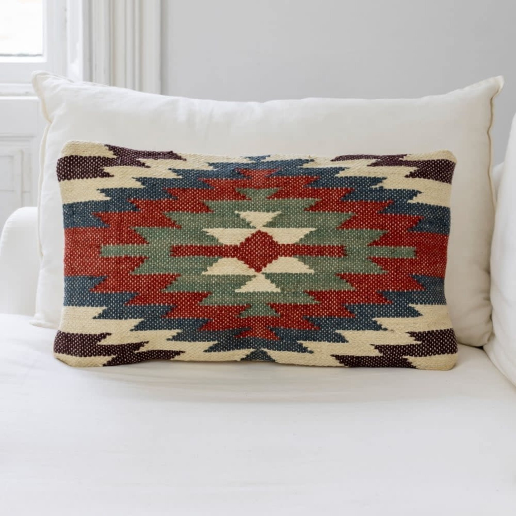 Grand Interiors Jute Cushion Vango