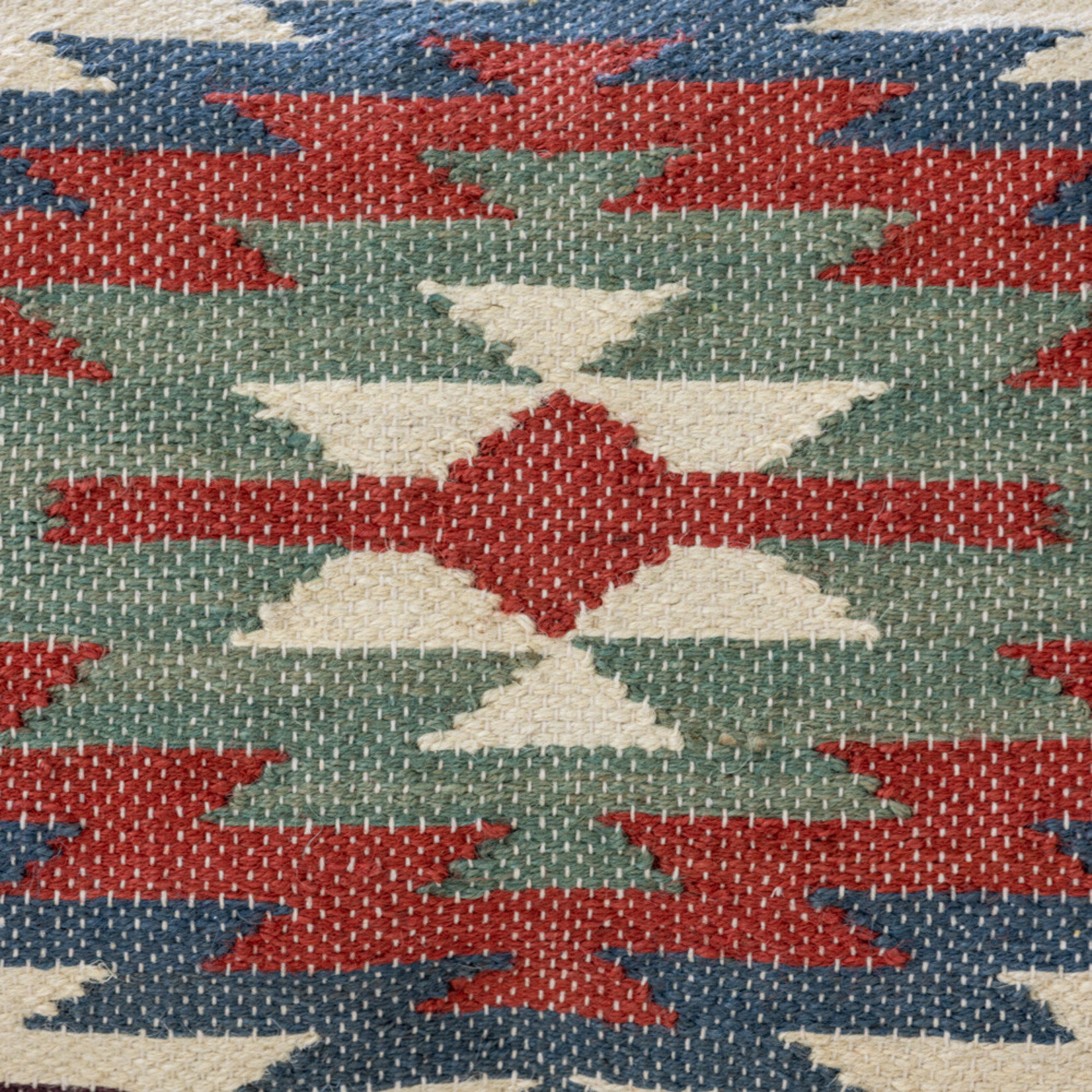 Grand Interiors Jute Cushion Vango