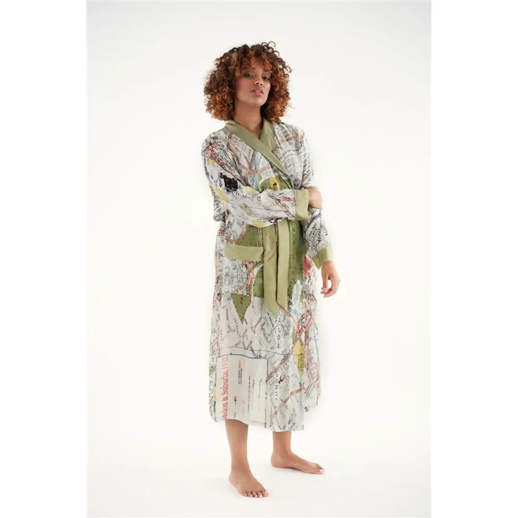 ONE HUNDRED STARS London Map Dressing Gown