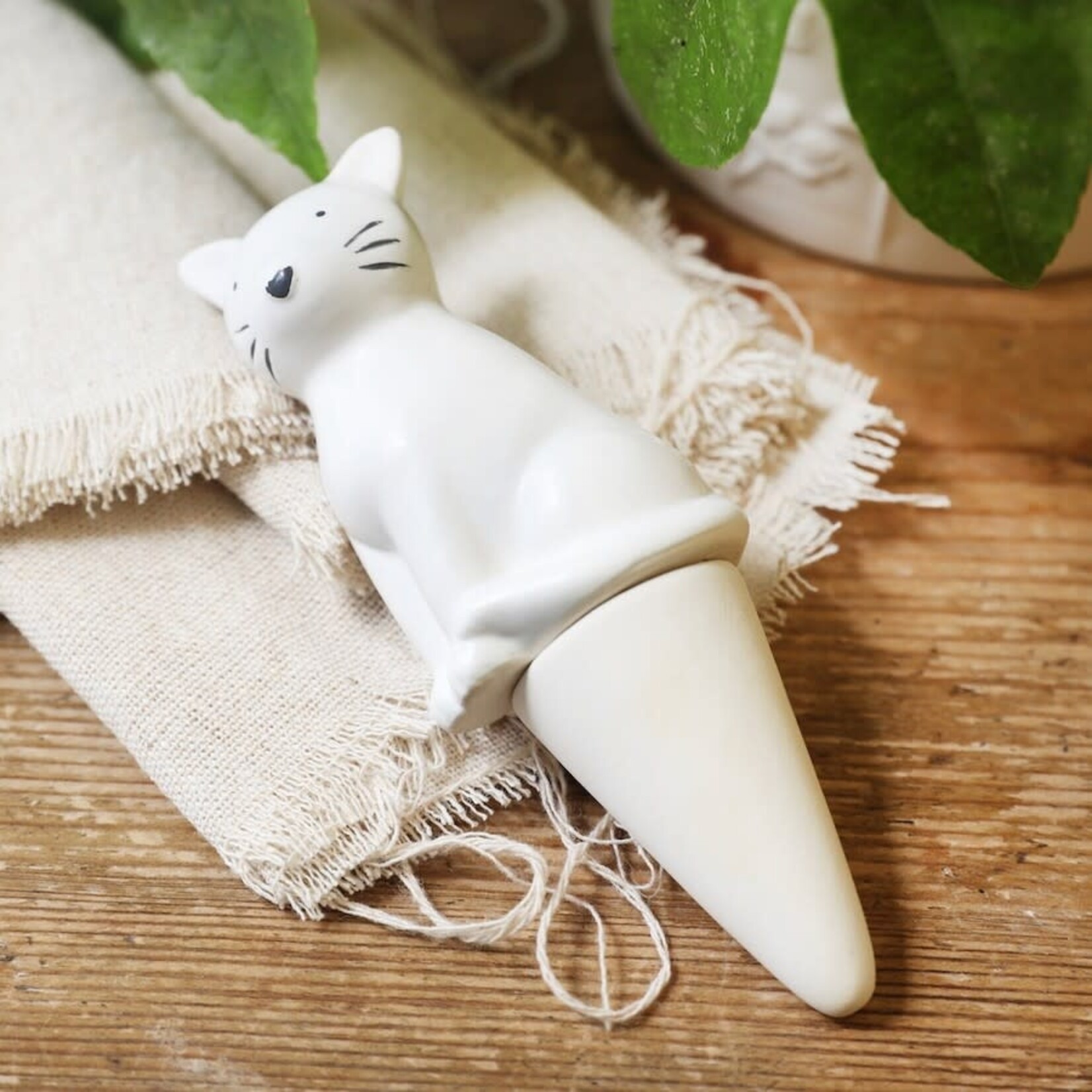 Lisa Angel Cat Plant Watering spike