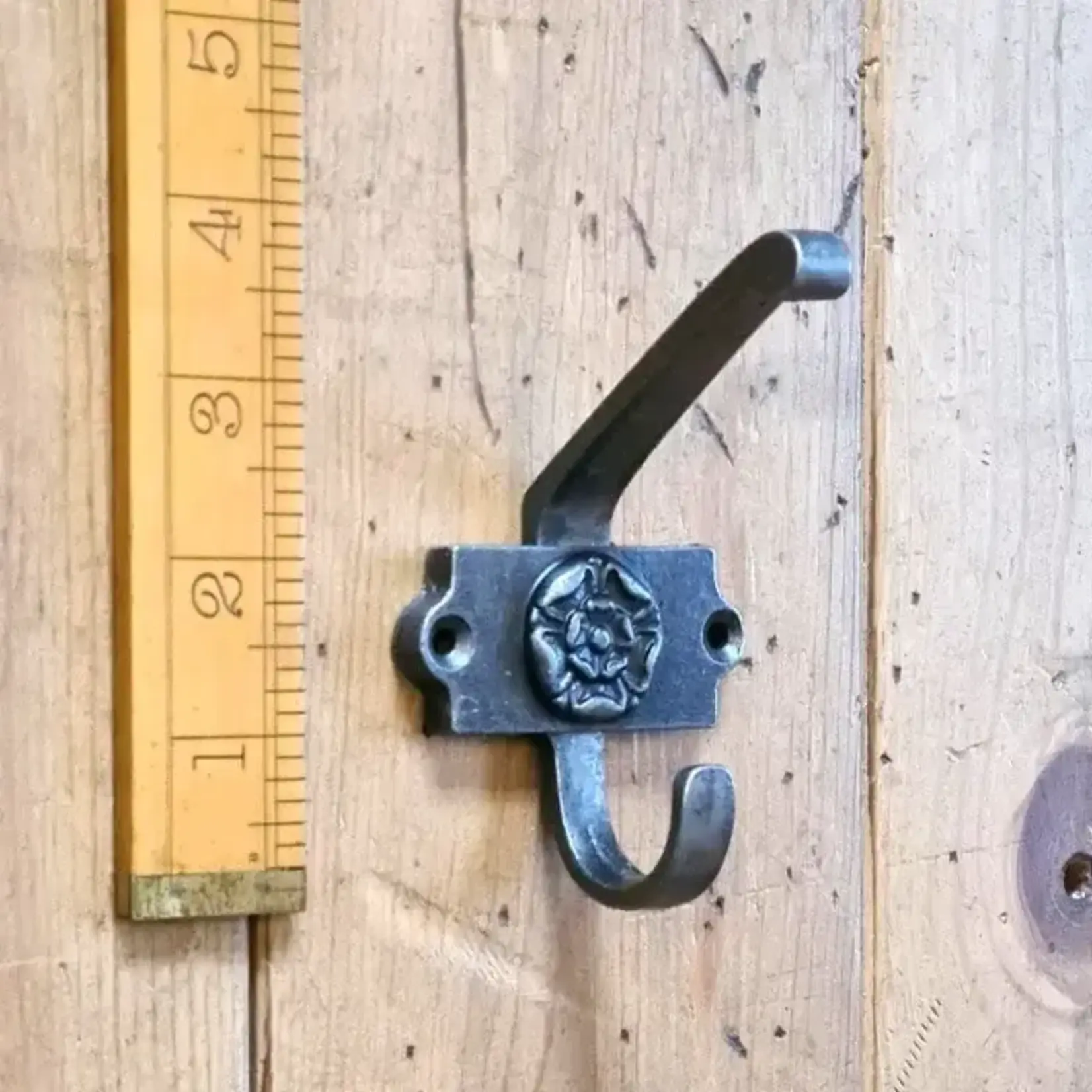 IRON RANGE Coat Hook Double 2 Part YORKSHIRE ROSE Cast Antique Iron 125mm