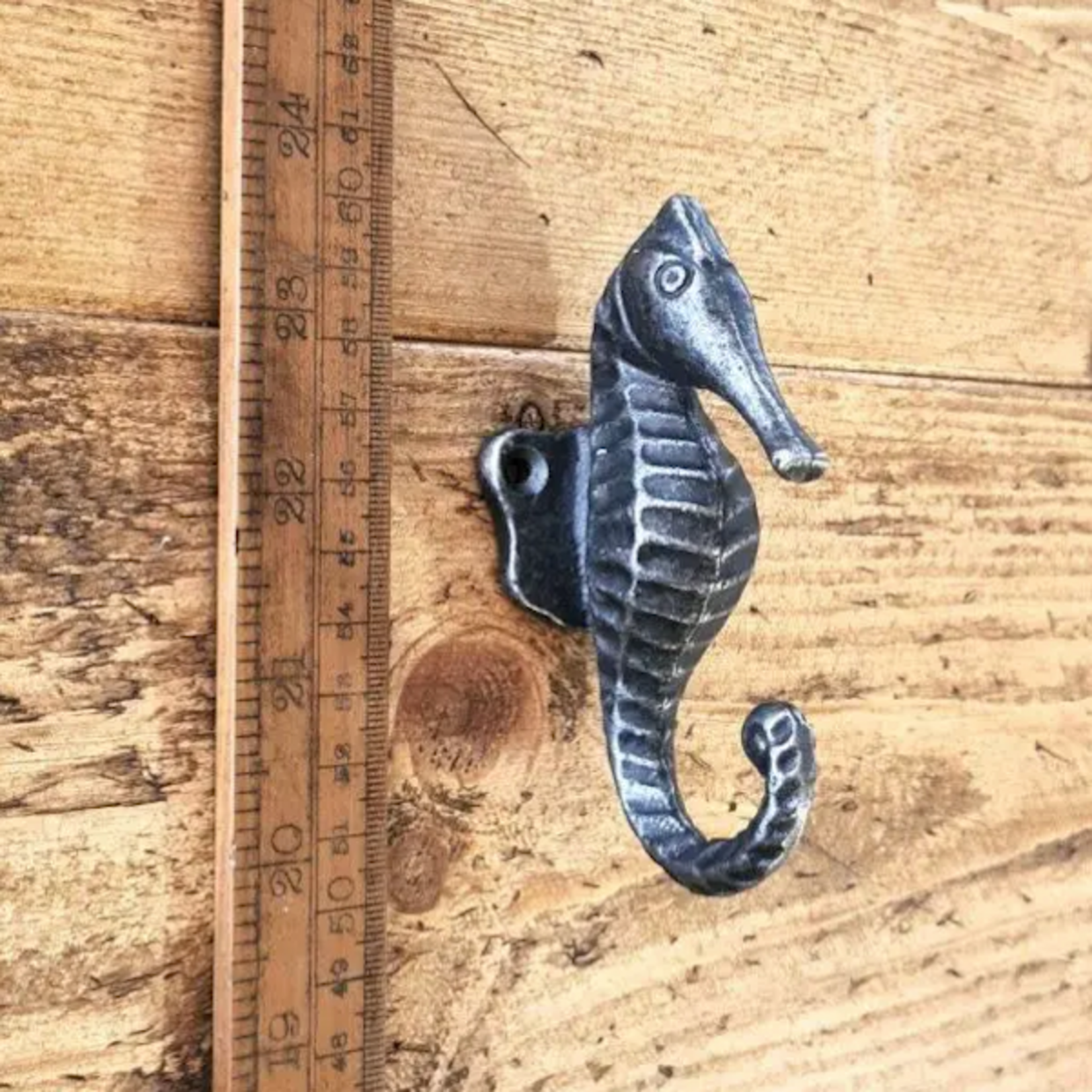 IRON RANGE Coat Hook Single SEAHORSE Cast Antique Iron 105mm