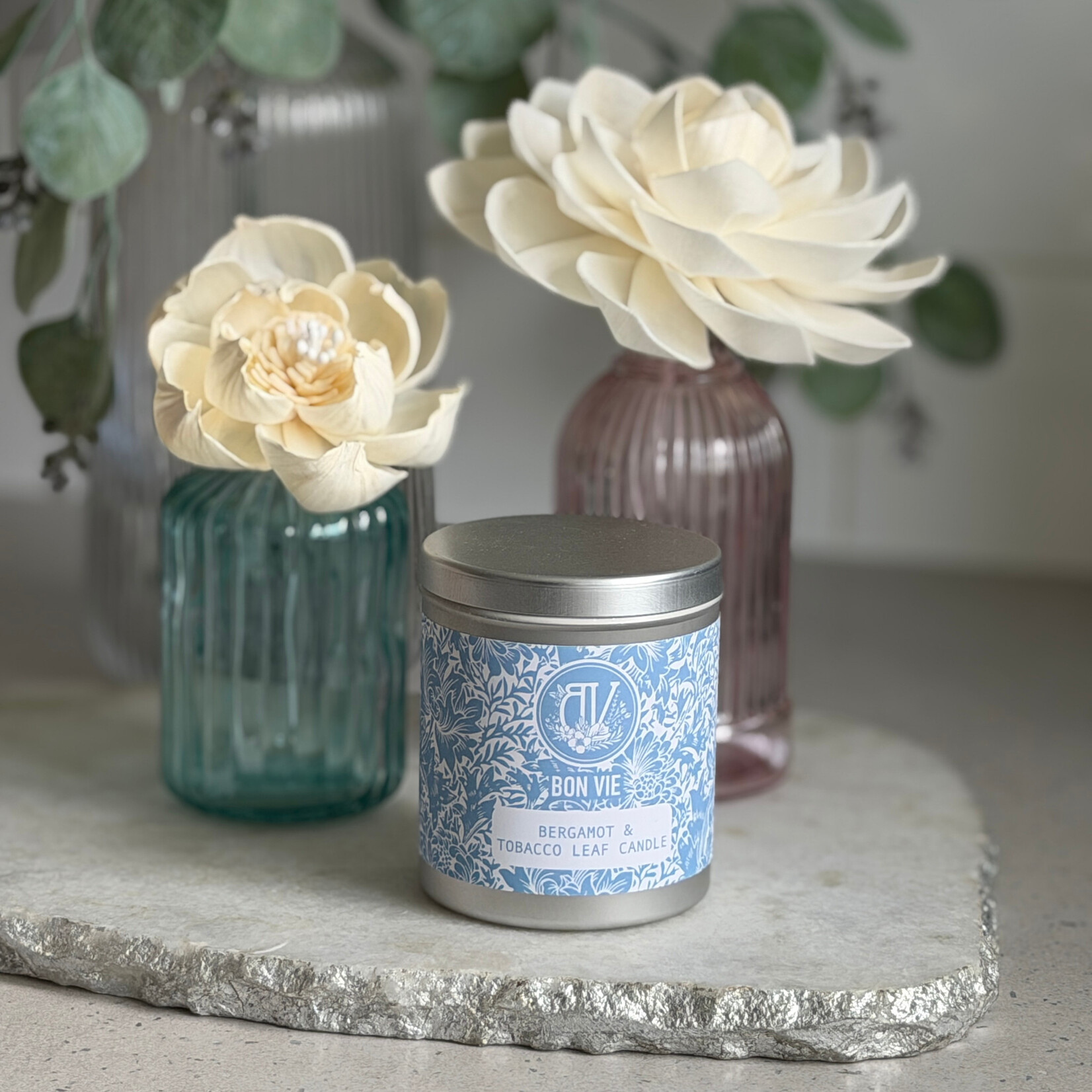 Heaven Scent BERGAMOT AND TOBACCO LEAF Bon Vie 200ml Aluminium Tin Candle