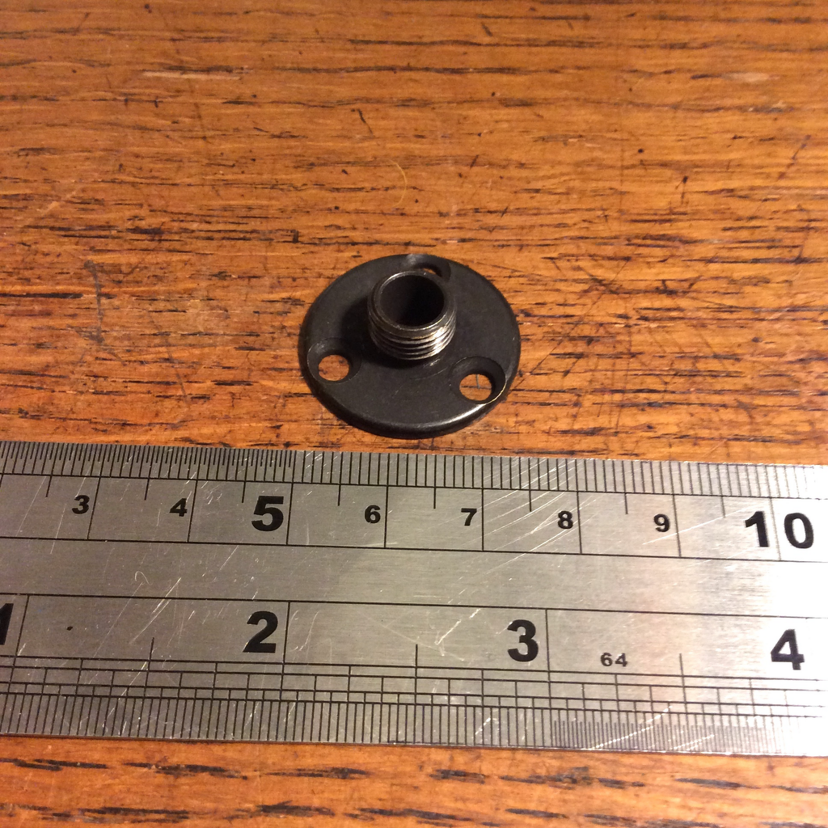SL British Made Extended Barrel 40MM Plinth Lampholder with 2 shade rings E27 Earthed 10MM threaded hole