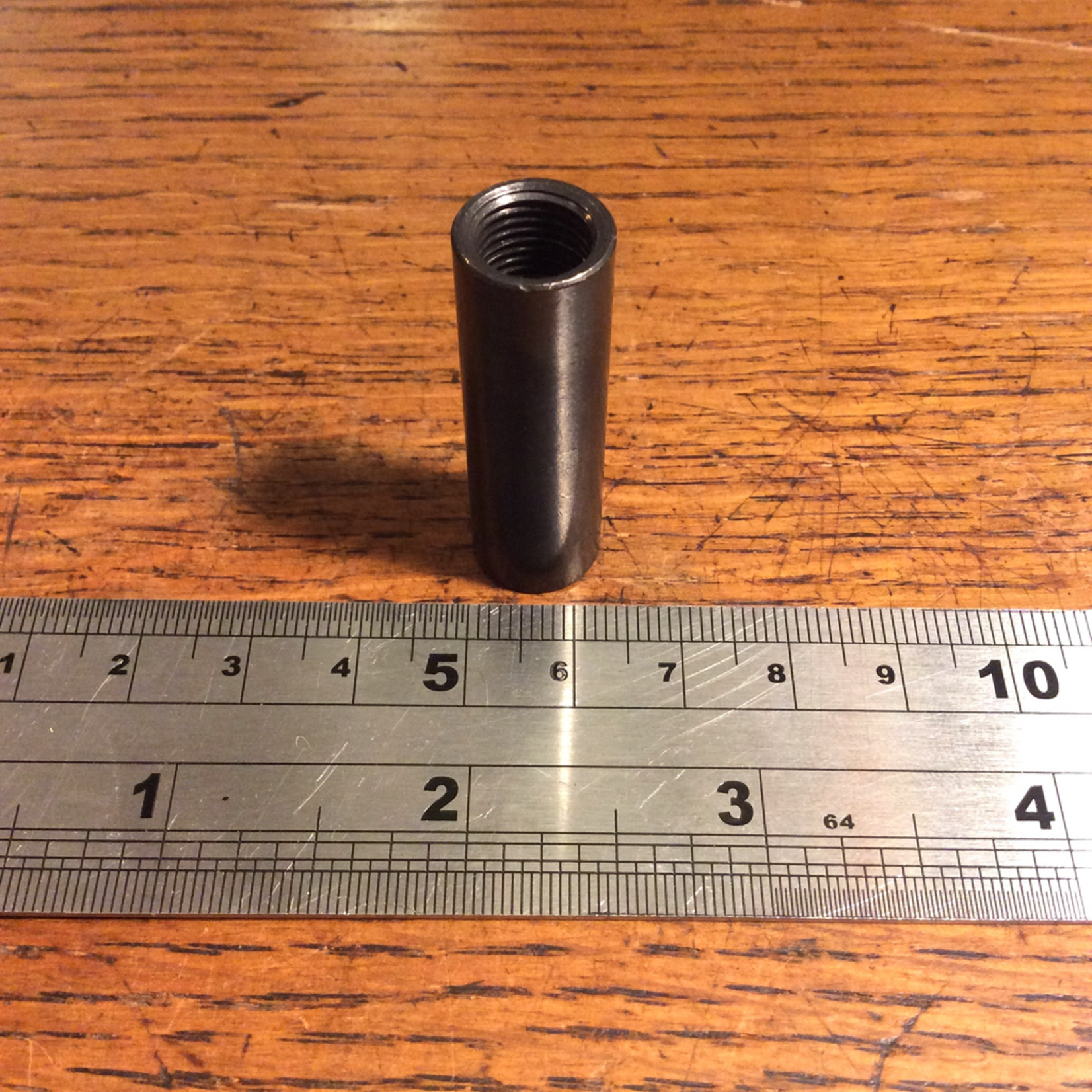 SL British Made Extended Barrel 40MM Plinth Lampholder with 2 shade rings E27 Earthed 10MM threaded hole